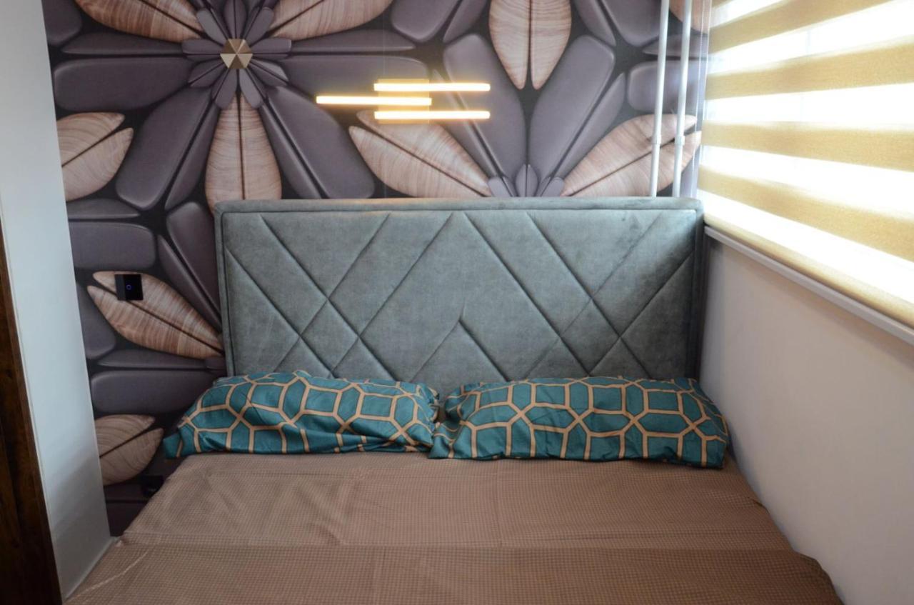 Centar 5 Star Apartman Kraljevo Kültér fotó